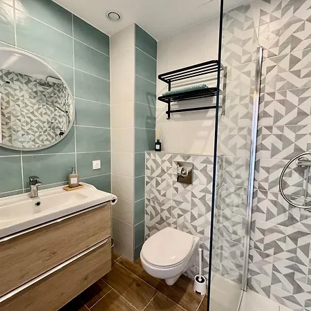 2p Piscine - Parking - Vue - Διαμέρισμα Αντίμπ