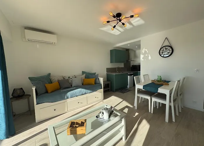 2p Piscine - Parking - Vue - Daire